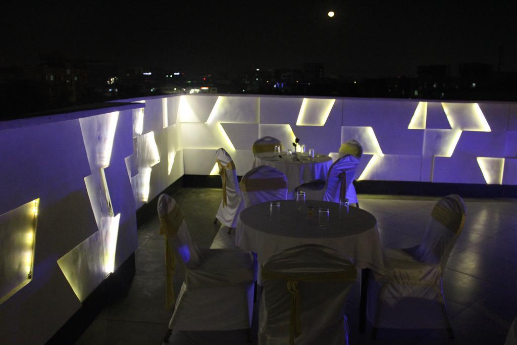 Dragonfly Hotel - The Art Hotel Βομβάη Εξωτερικό φωτογραφία
