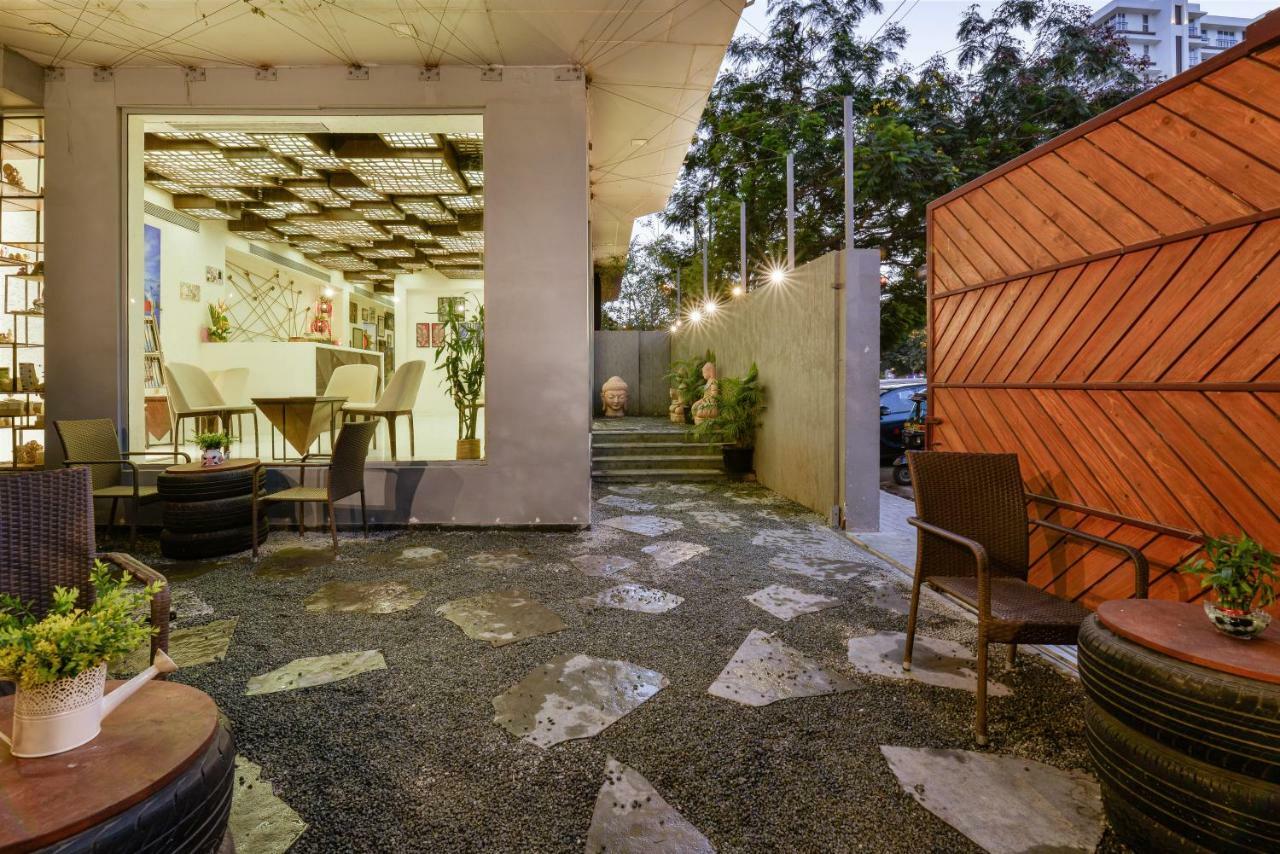 Dragonfly Hotel - The Art Hotel Βομβάη Εξωτερικό φωτογραφία